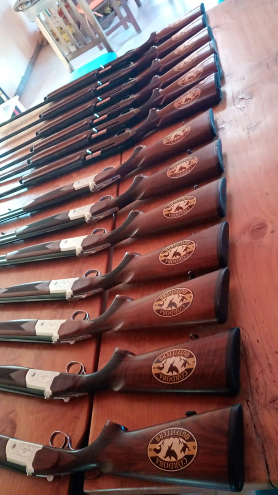 Armas y equipamiento — Córdoba Outfitters